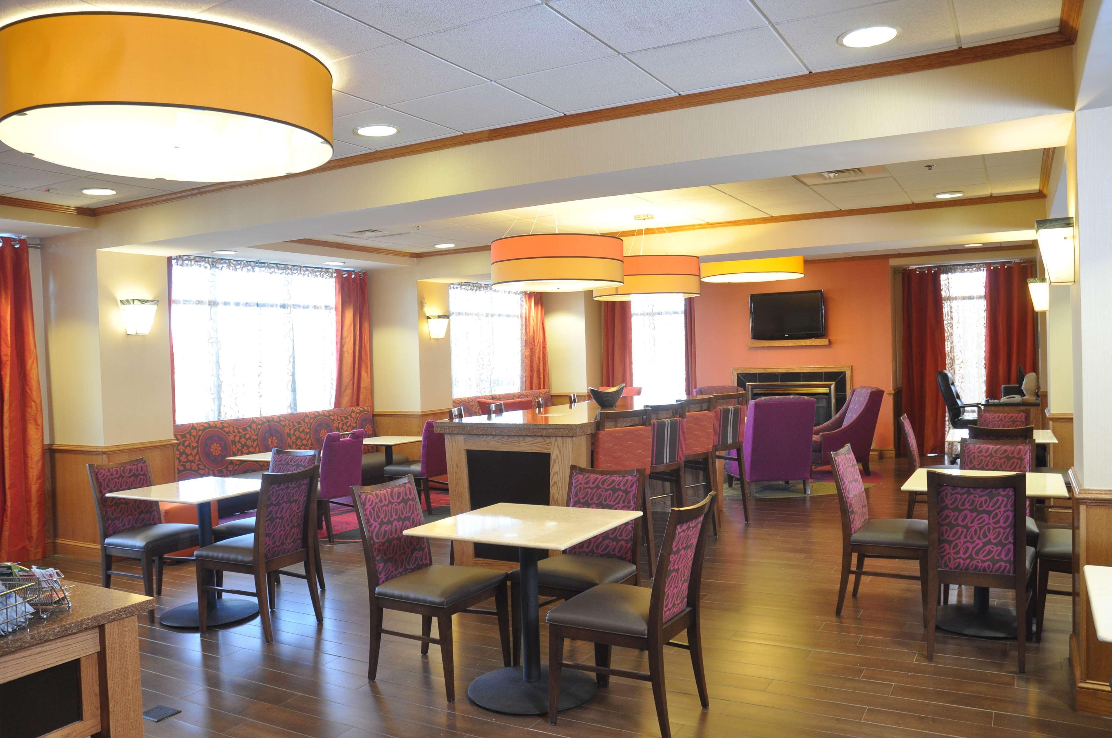 Hampton Inn Stony Creek Экстерьер фото