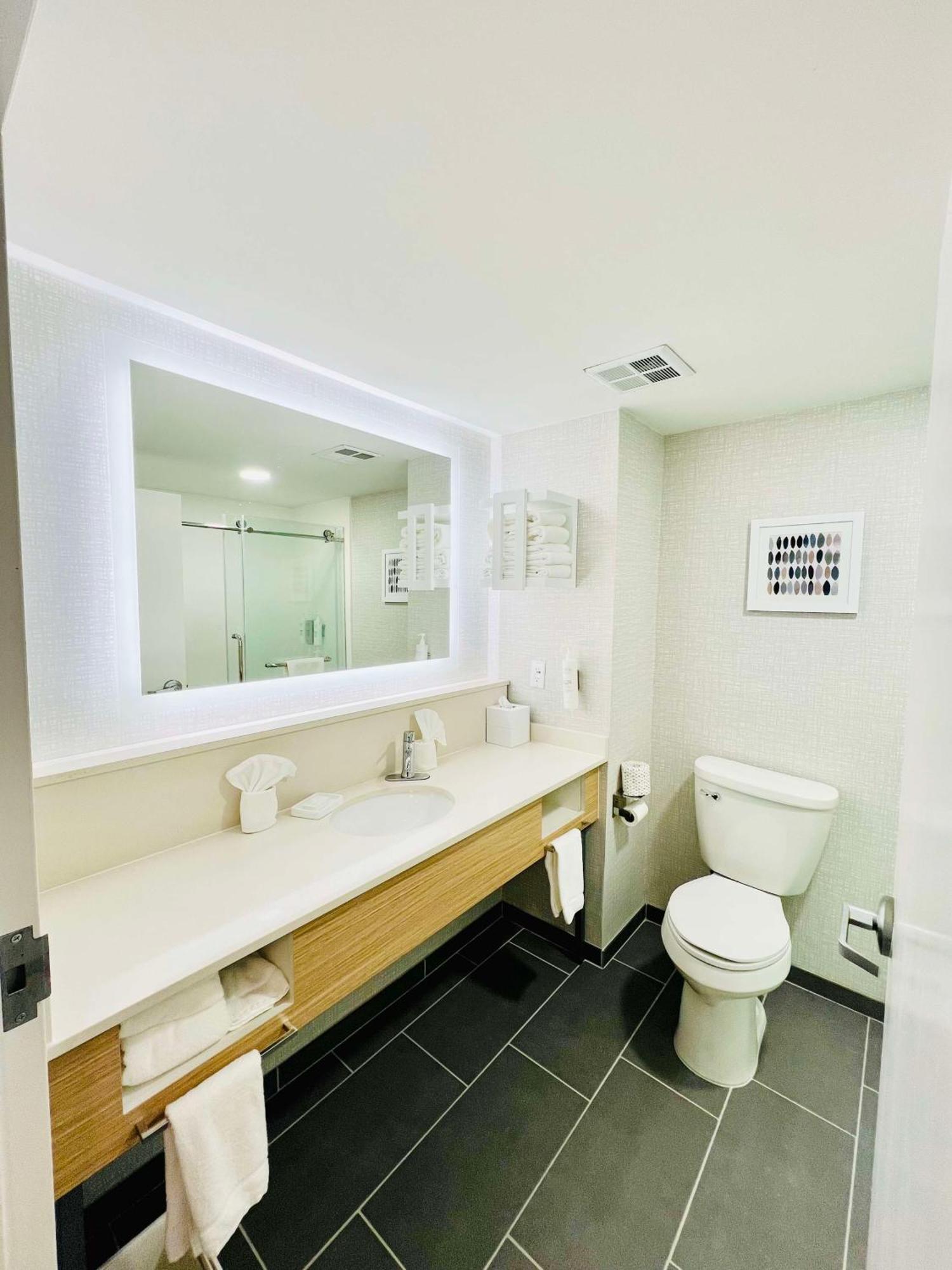 Hampton Inn Stony Creek Экстерьер фото
